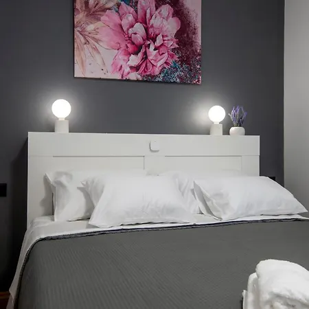 펜션 Sant'anna 로고즈니차