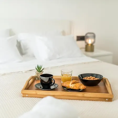 Sant'anna 펜션 로고즈니차